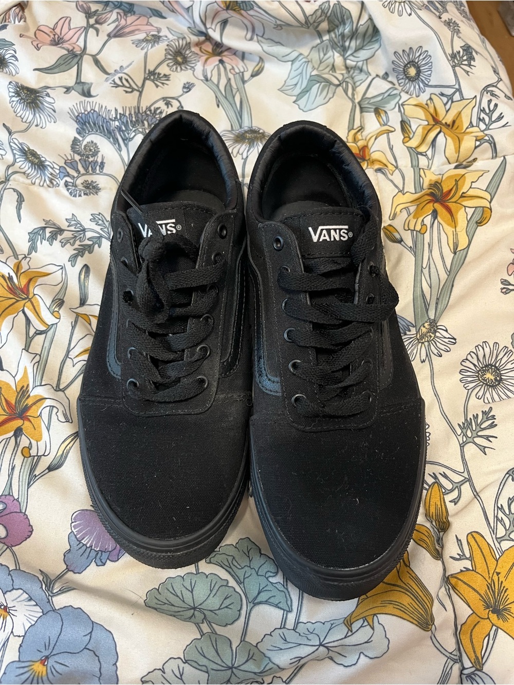 Kids Black Low-Top Canvas Sneakers